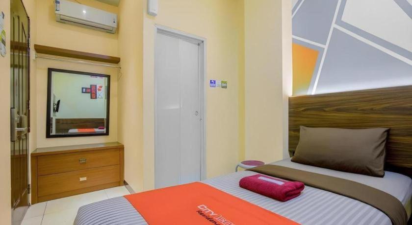 Icon Hotel *
